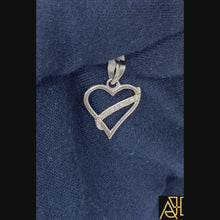 Load and play video in Gallery viewer, Noble Hearted Diamond Pendant
