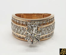 Load image into Gallery viewer, Splendid Diamond Engagement Ring
