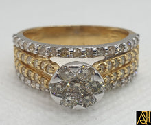 Load image into Gallery viewer, Calm Diamond Engagement Ring
