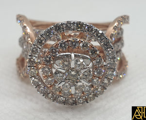 Exceptional Diamond Engagement Ring
