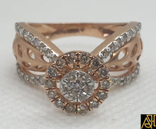 Load image into Gallery viewer, Fair Diamond Engagement Ring
