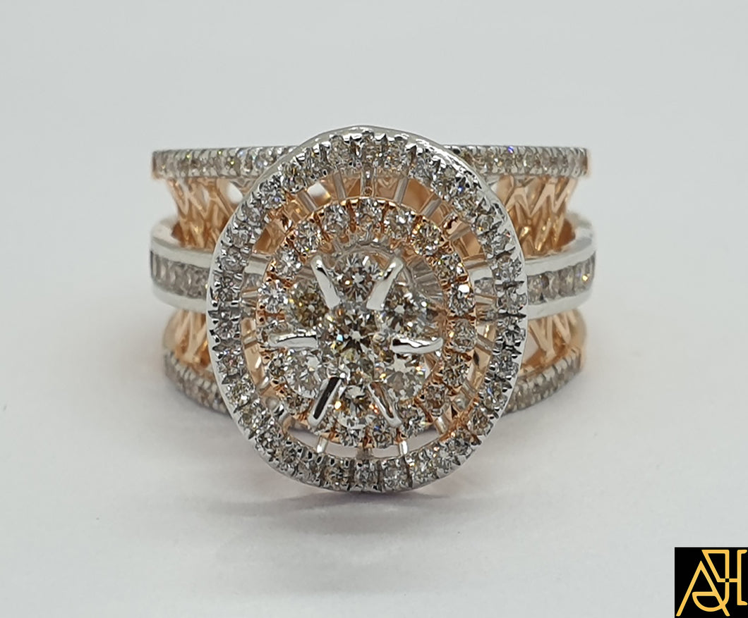 Enticing Diamond Engagement Ring