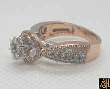 Load image into Gallery viewer, Beautiful Diamond Engagement Ring
