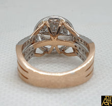 Load image into Gallery viewer, Marvellous Diamond Engagement Ring
