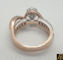 Load image into Gallery viewer, Beautiful Diamond Engagement Ring
