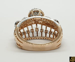 Scintillating Diamond Engagement Ring