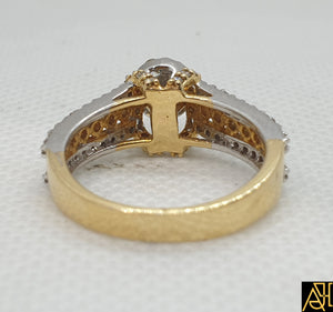 Thrilling Diamond Engagement Ring