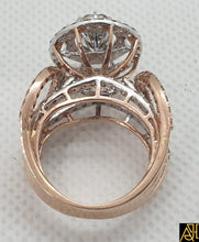 Load image into Gallery viewer, Exceptional Diamond Engagement Ring
