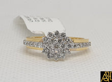 Load image into Gallery viewer, Mellow Diamond Ring
